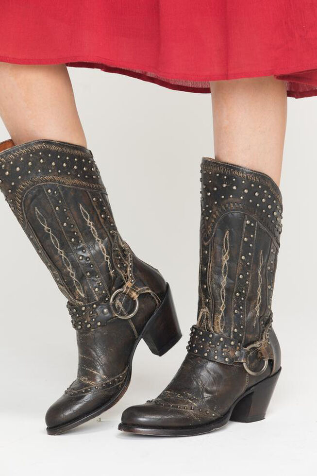 round toe boots womens