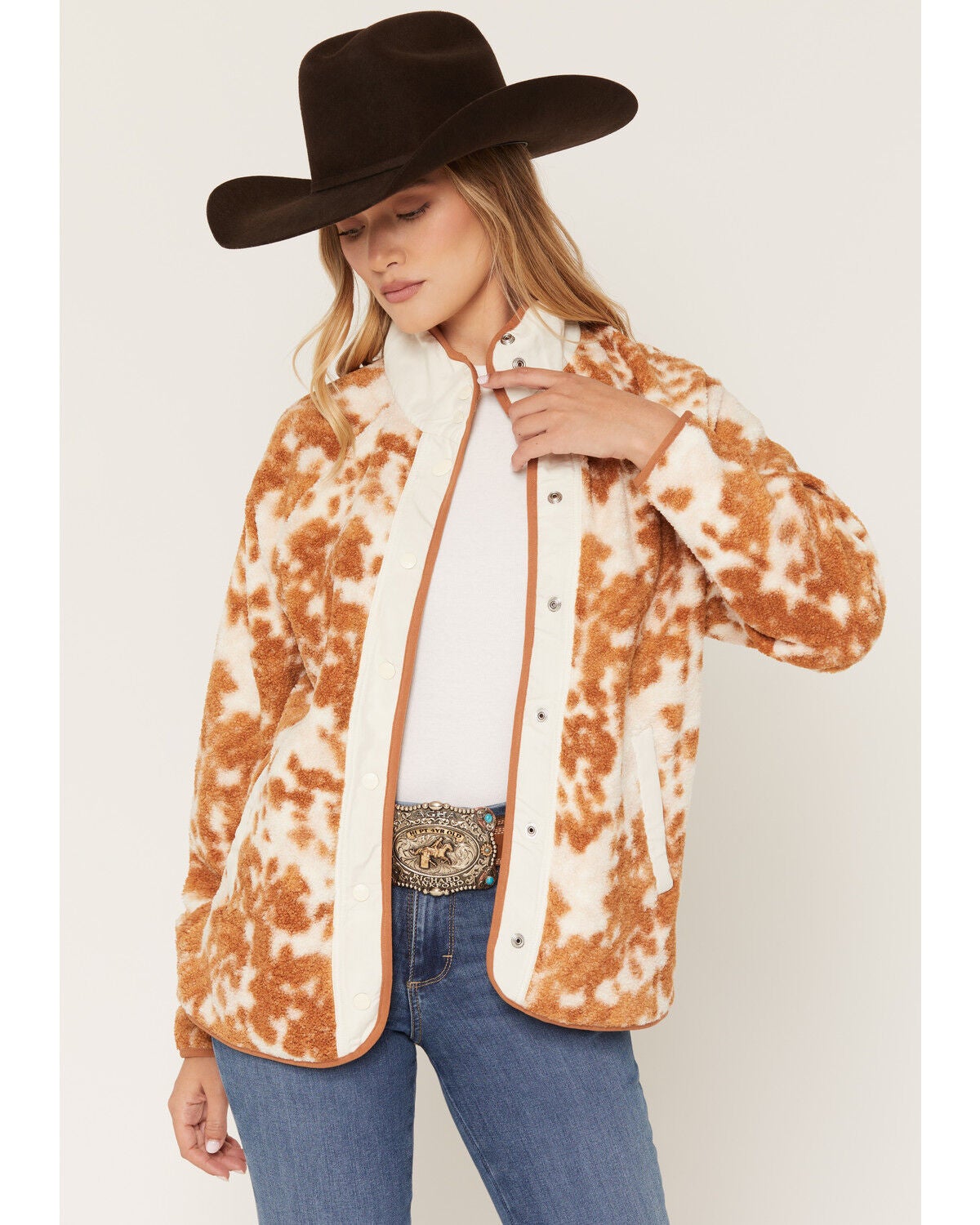 Wrangler Women's Hay Away Cow Print Snap Sherpa Jacket, White, hi-res