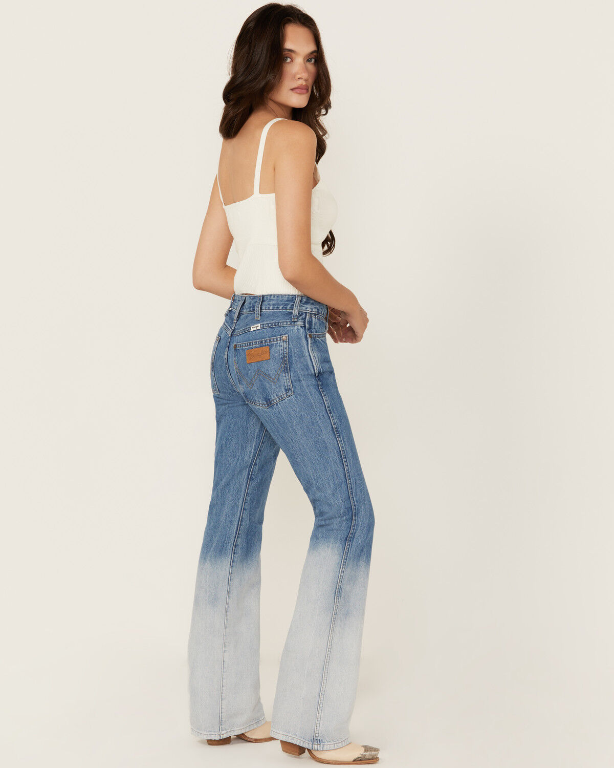 Image #3 - Wrangler Women's Westward Light Wash Dip Dye Mid Rise Bootcut Denim Jeans, Light Wash, hi-res
