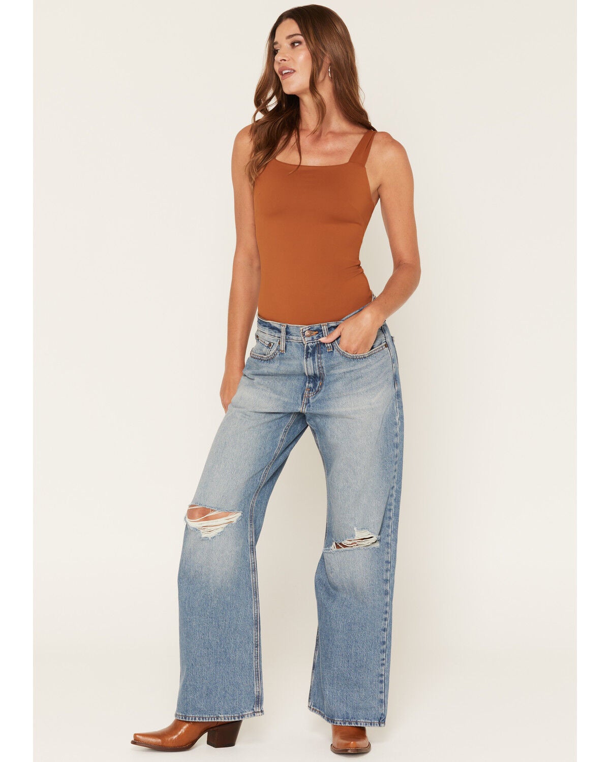 Levi's Women's Yellow Flag Medium Wash Mid Rise Loose Bootcut Denim Jeans, Medium Wash, hi-res