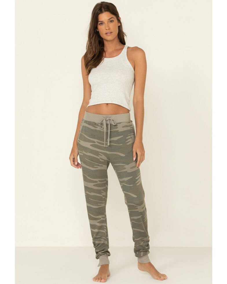 Z Supply Women S Camo Jordan Jogger Sweatpants Country Outfitter