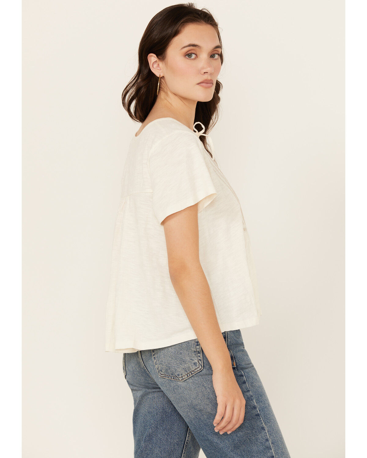 Image #4 - Cleo + Wolf Women's Bella Pintuck Detail Peasant Short Sleeve Blouse, Cream, hi-res