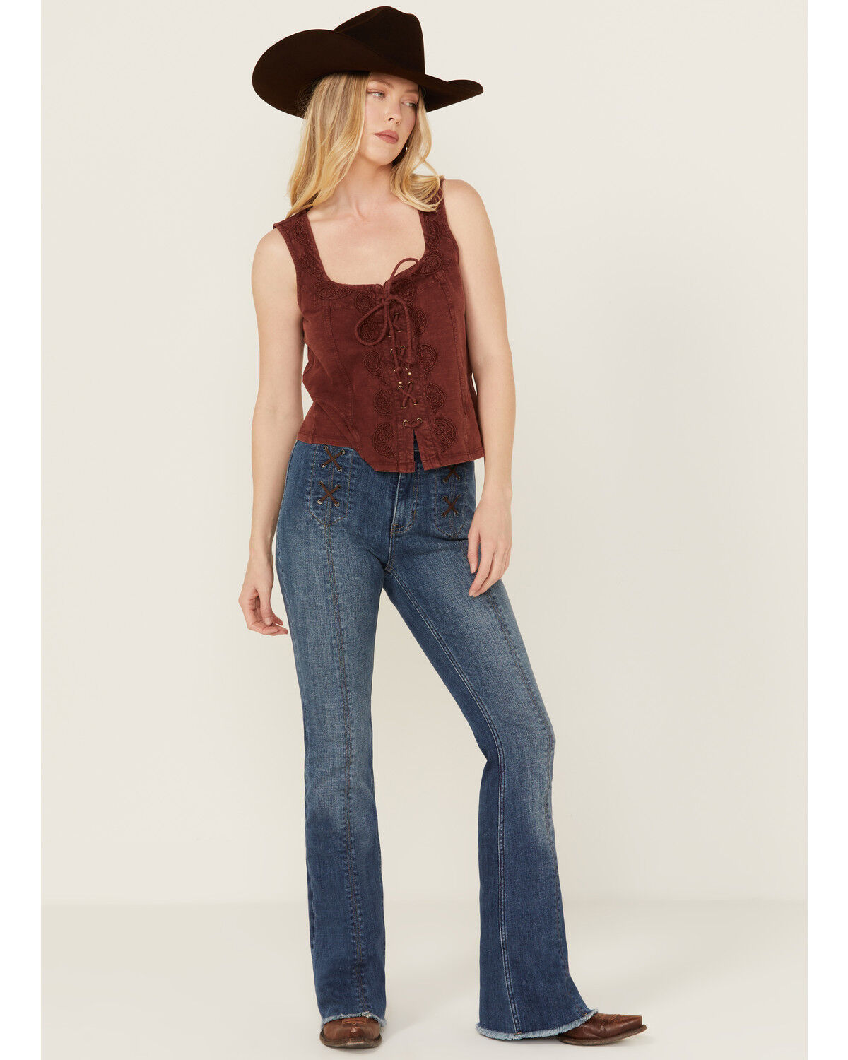 Image #1 - Idyllwind Women's Dark Wash Outlaw Super High Rise Bootcut Stretch Denim Jeans, Dark Wash, hi-res
