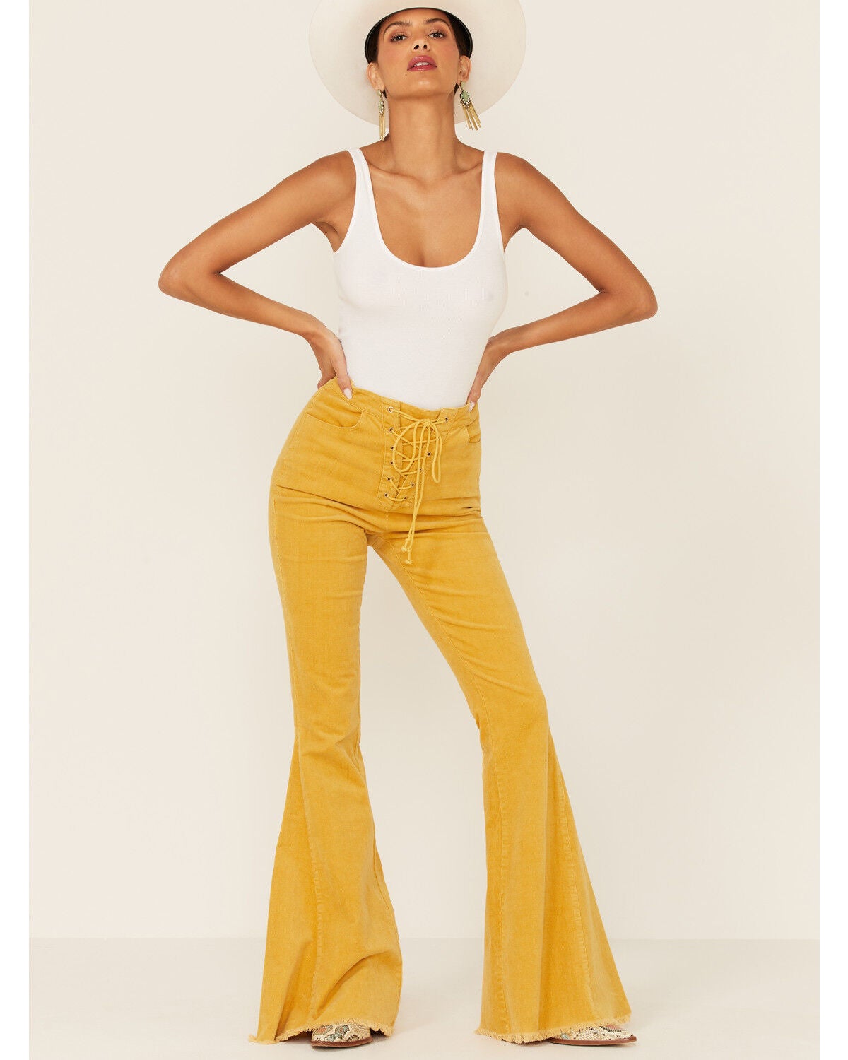 Tie Up Corduroy Flare Jeans 
