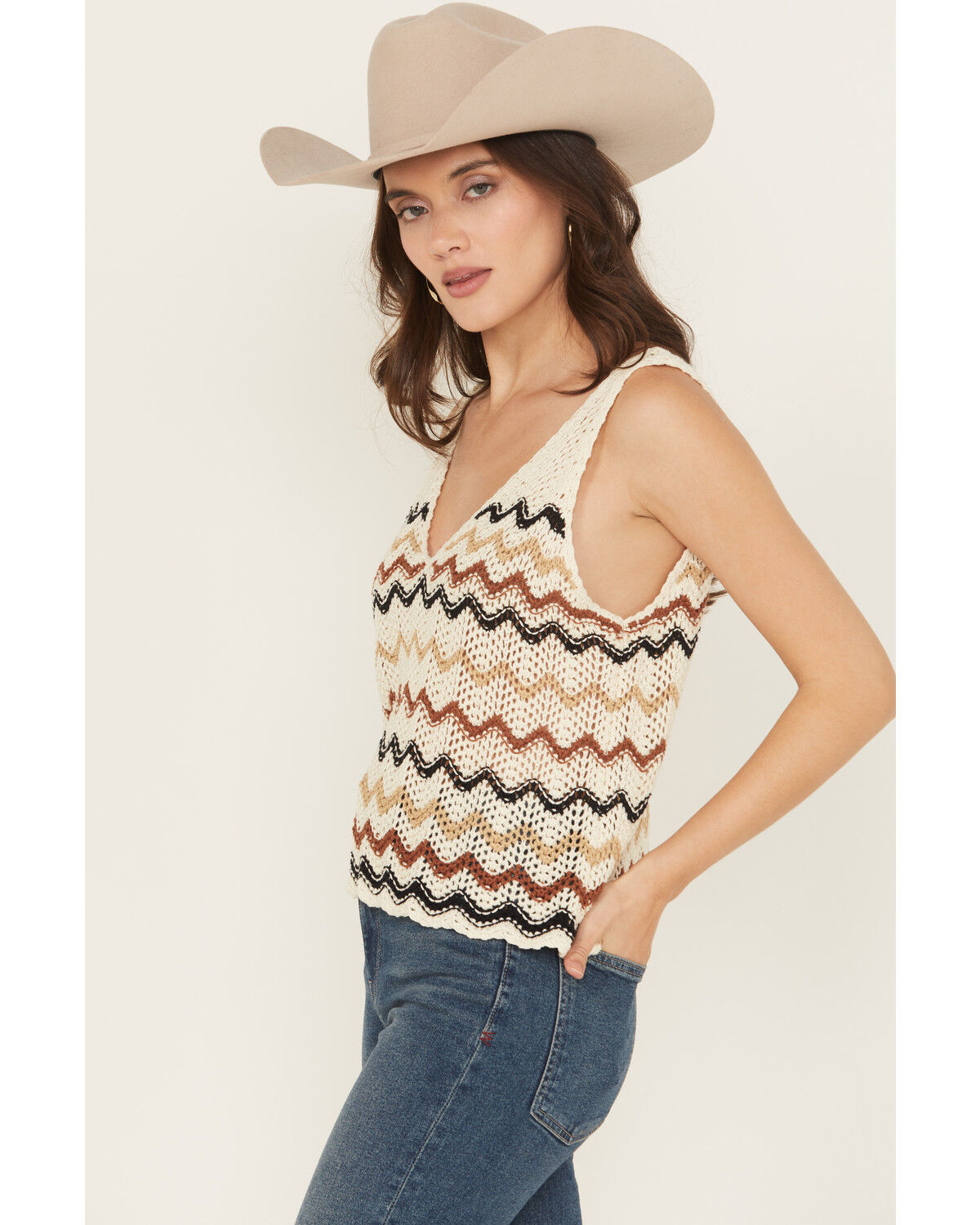 Image #2 - Wrangler Retro Women's Striped Print Sleeveless Sweater Tank Top, White, hi-res