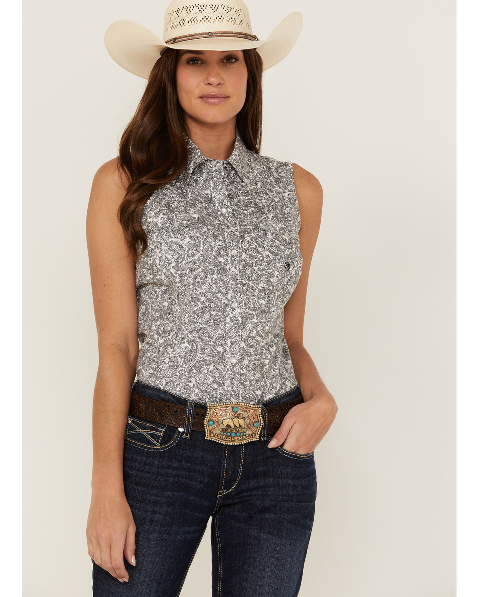 Roper Women s Paisley Print Sleeveless Pearl Snap Western Shirt
