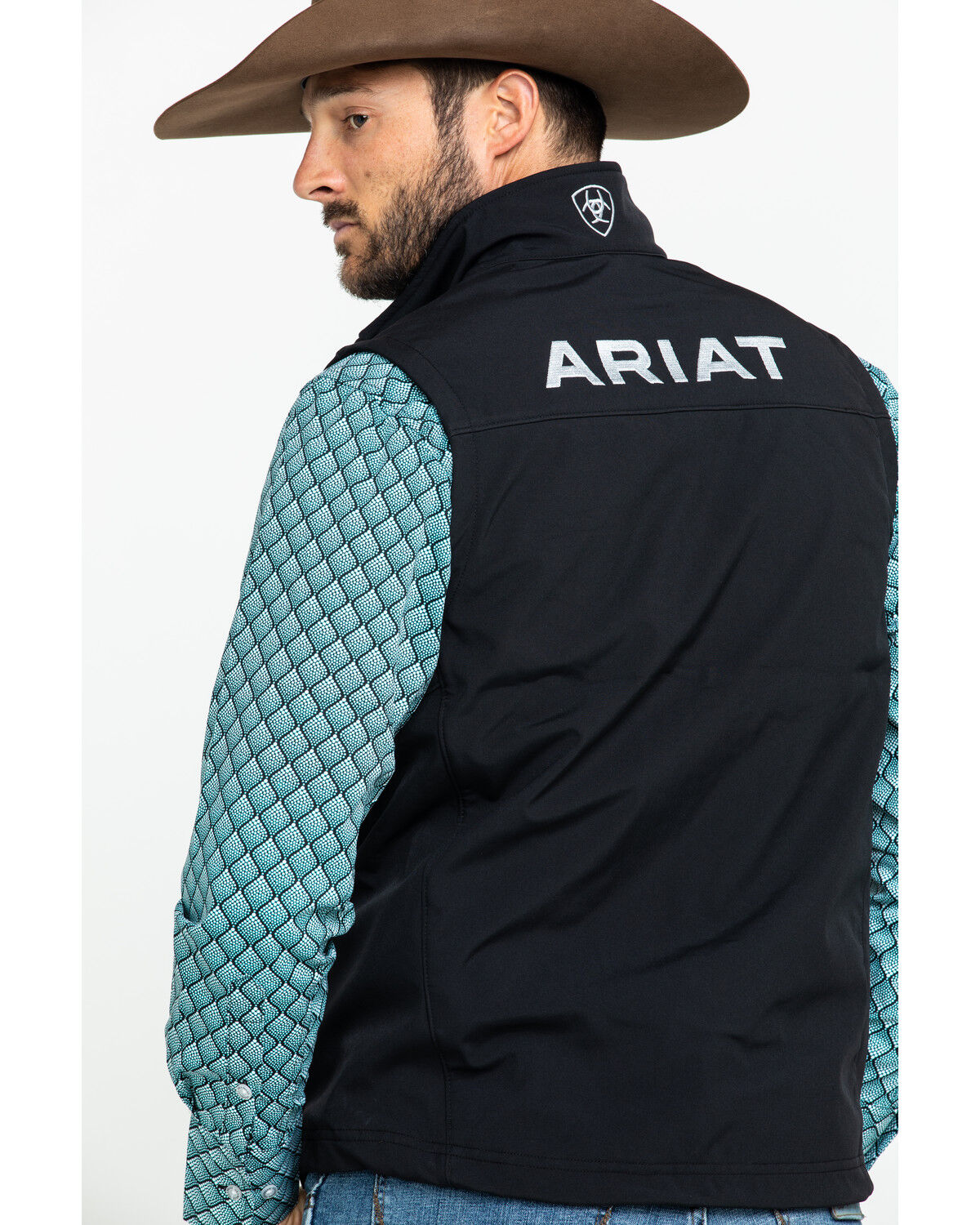 Image #5 - Ariat Men's Logo 2.0 Softshell Zip-Up Vest, Black, hi-res