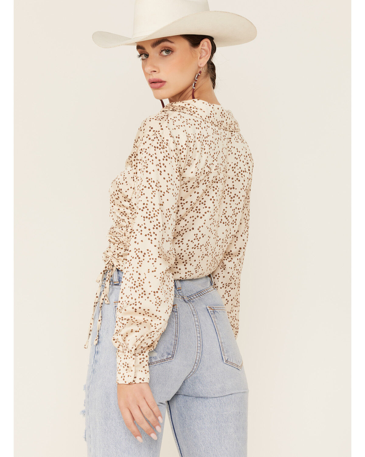 Image #3 - Lush Women's Taupe Star Print Cinch Front Long Sleeve Crop Top, Taupe, hi-res