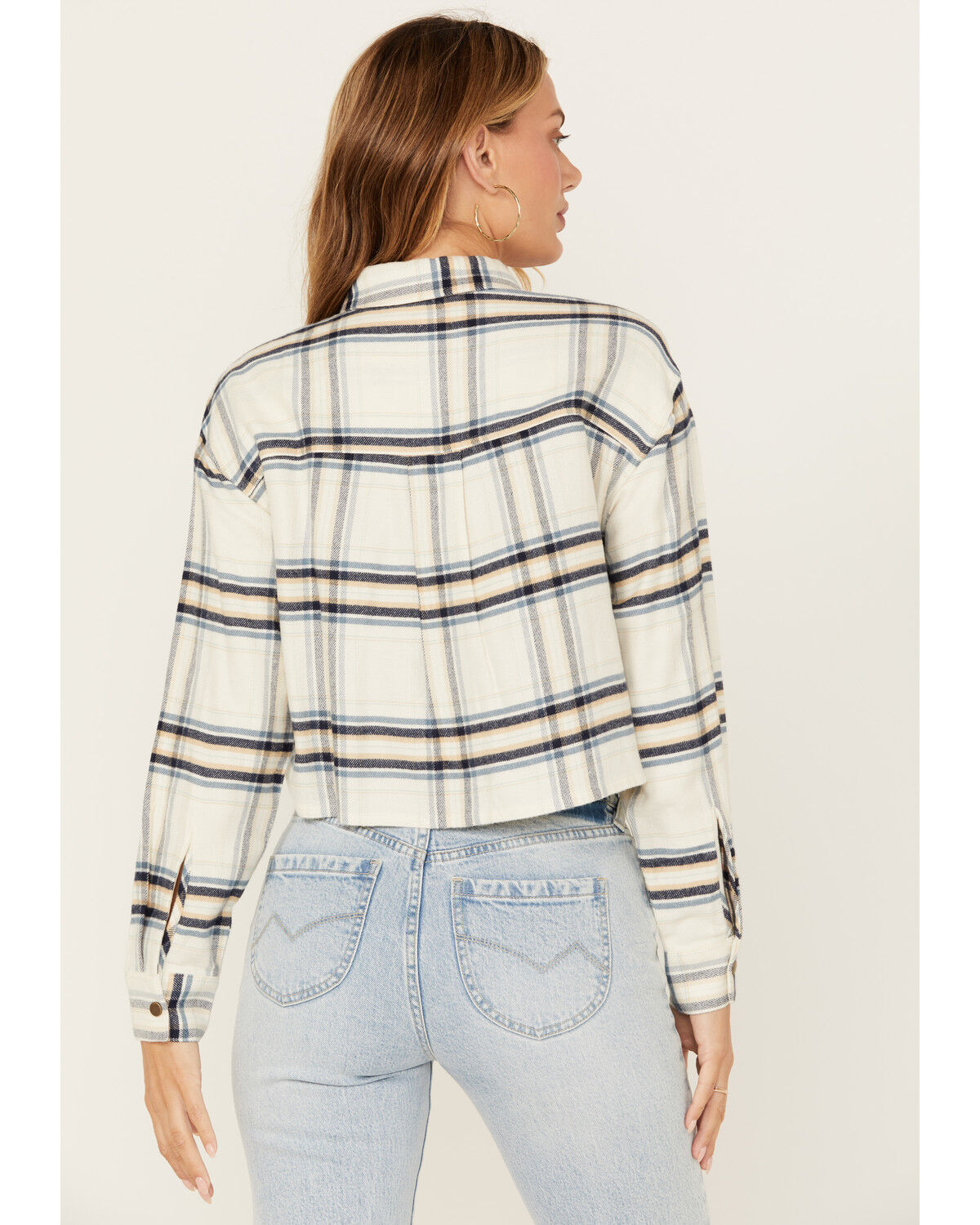 Image #4 - Cleo + Wolf Women's Cropped Plaid Print Flannel Shirt, Cream, hi-res