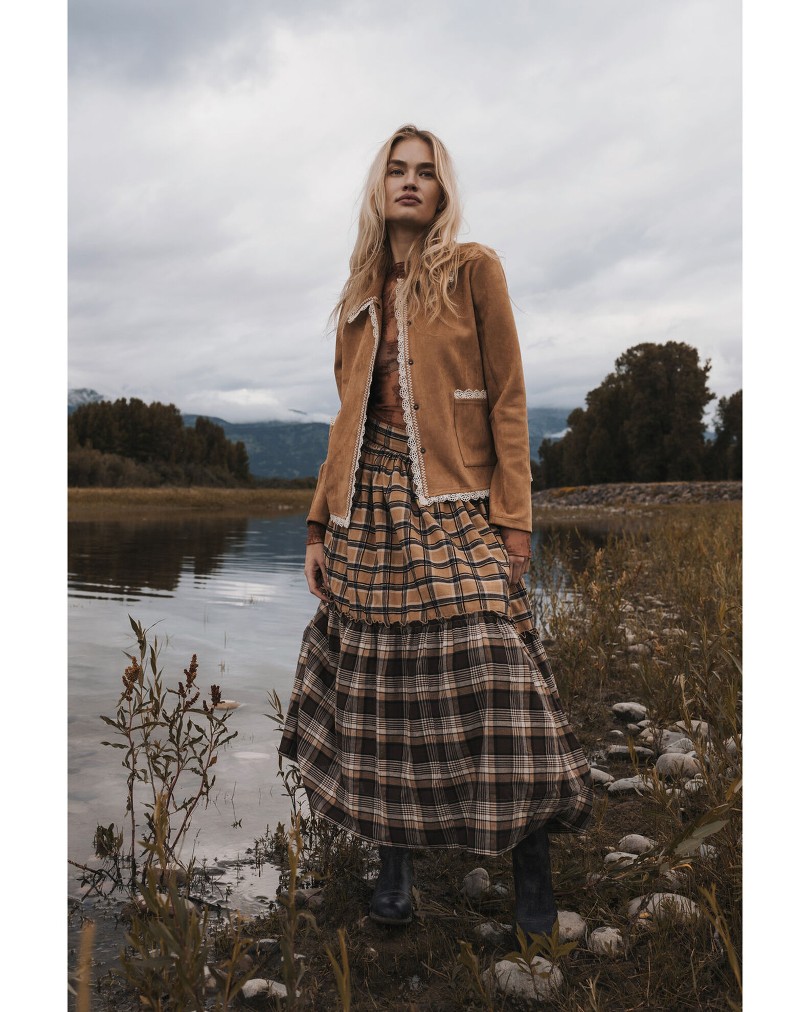Womens plaid skirt quotes best sale