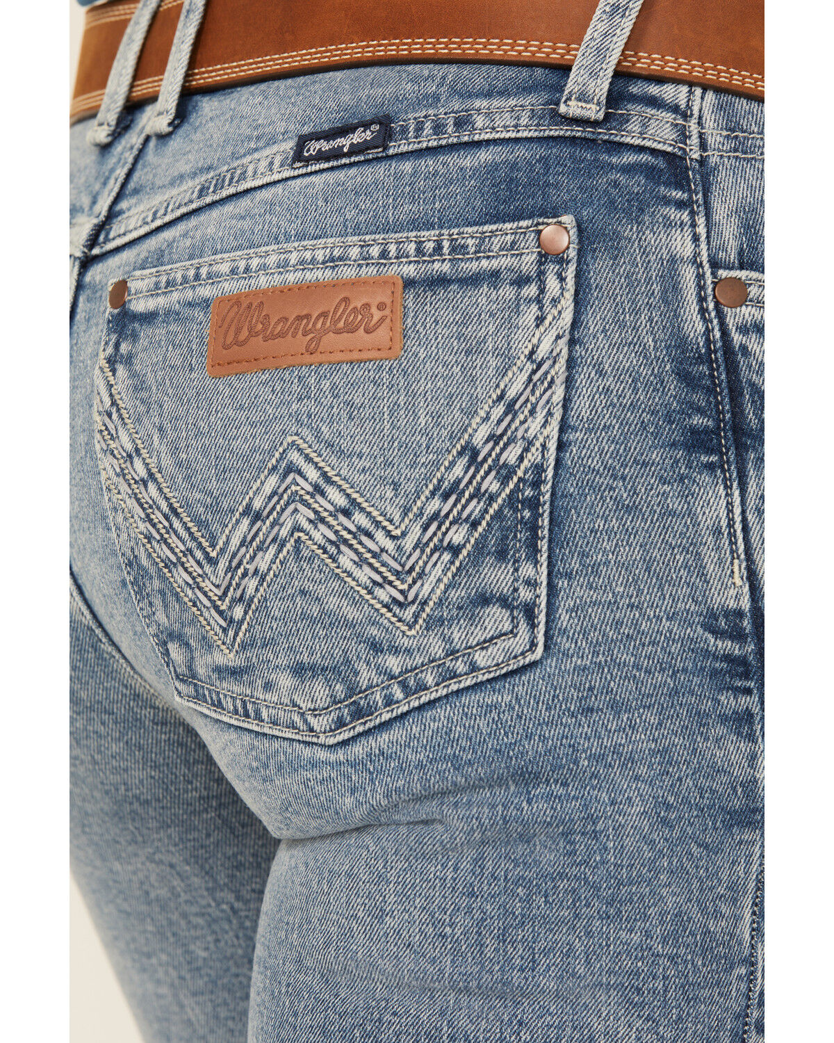 Image #2 - Wrangler Retro Women's Donna Medium Wash Mid Rise Trouser Stretch Denim Jeans, Medium Wash, hi-res