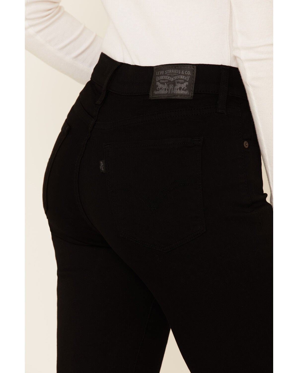 levis black bootcut jeans