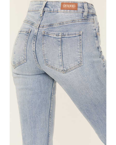 Image #4 - Shyanne Women's Saguaro Mid Rise Stretch Bootcut Jeans , Light Wash, hi-res