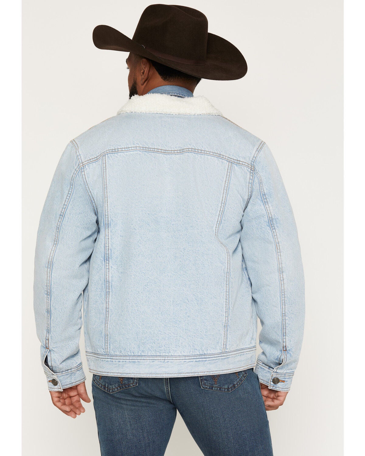 Image #4 - Cody James Men's Caballo Sherpa Lined Trucker Jacket, Light Wash, hi-res