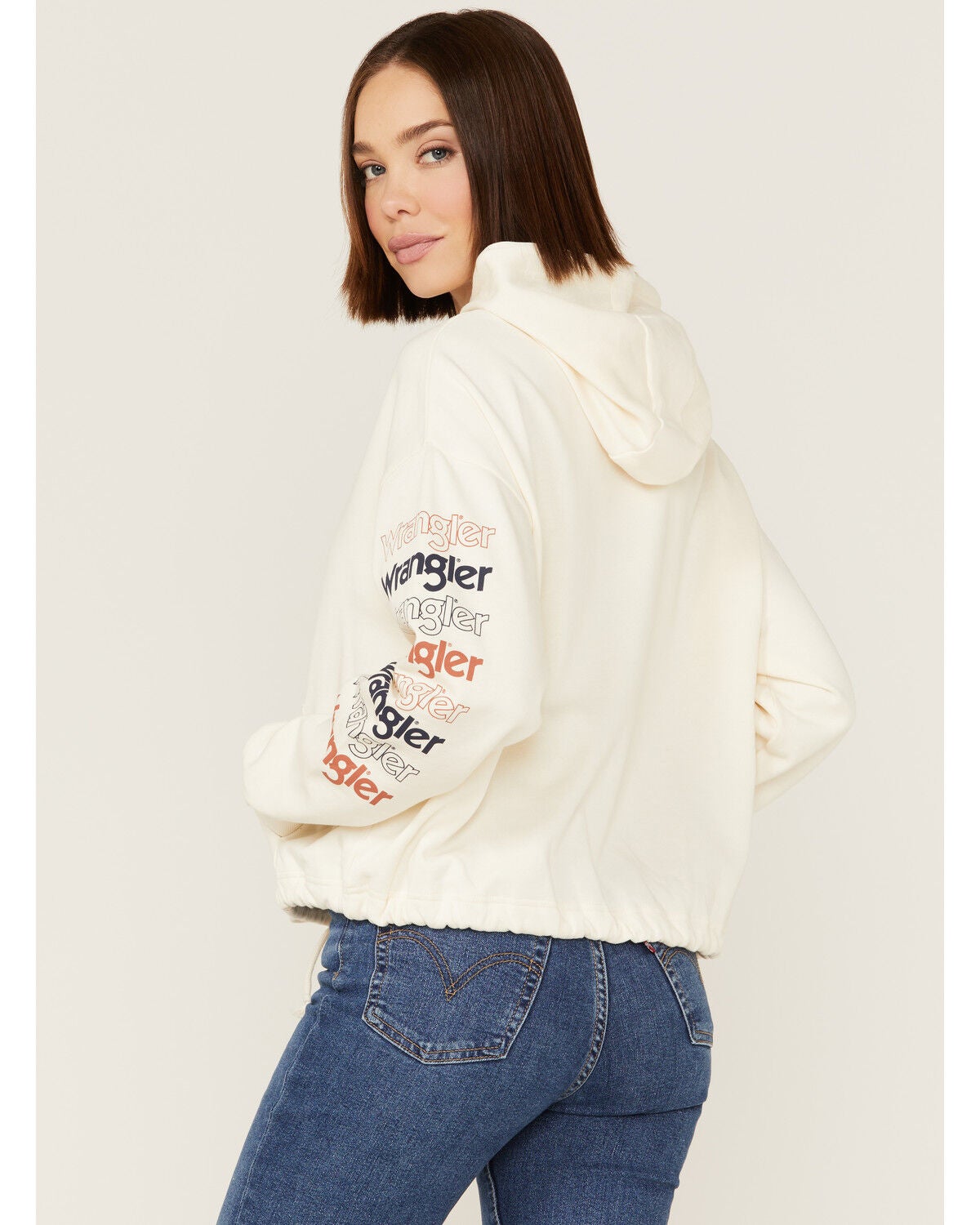 Wrangler Women's Logo Cropped Hoodie - Country Outfitter
