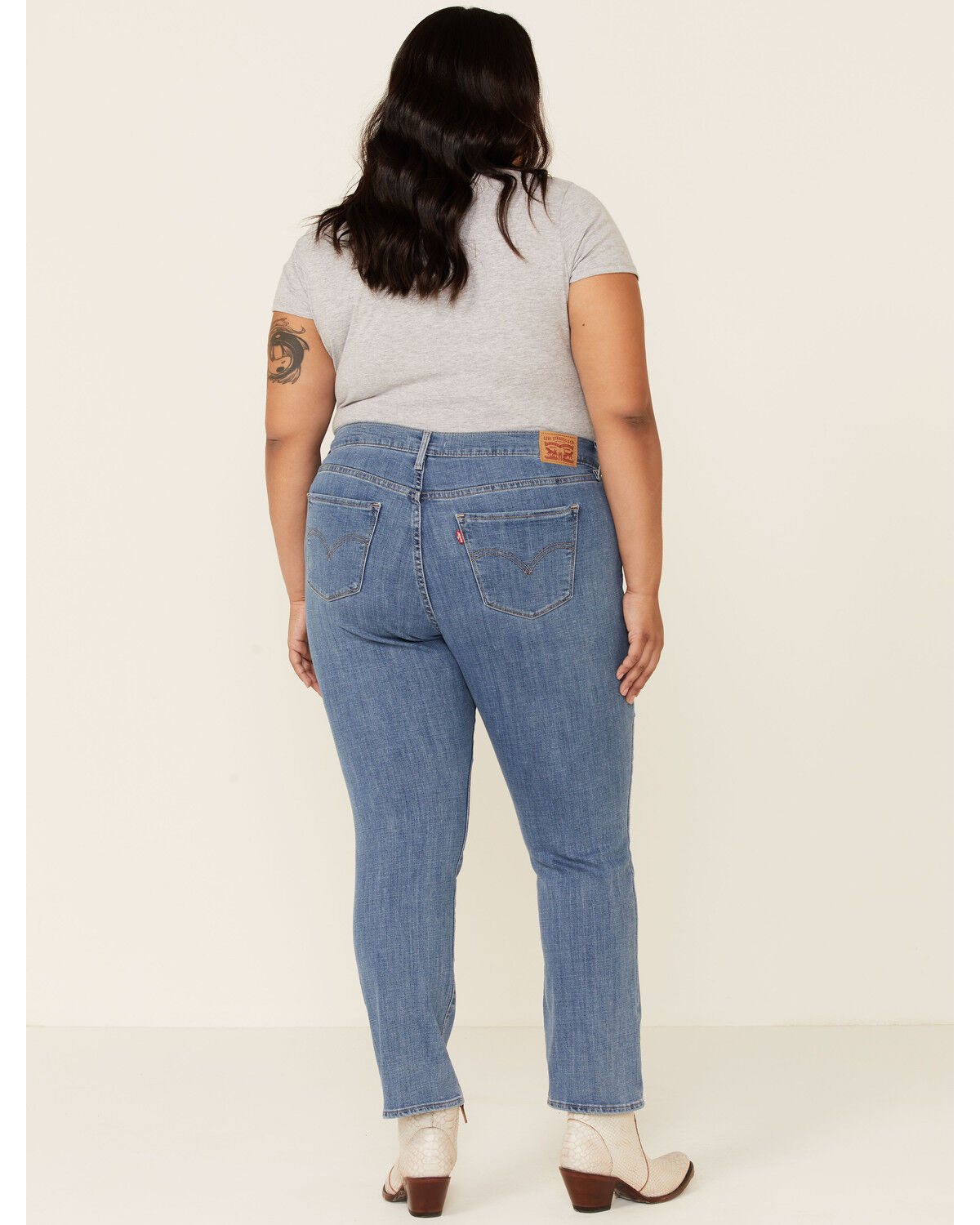 Image #2 - Levi's Women's Late Afternoon Medium Wash Classic Straight Jeans- Plus, Blue, hi-res