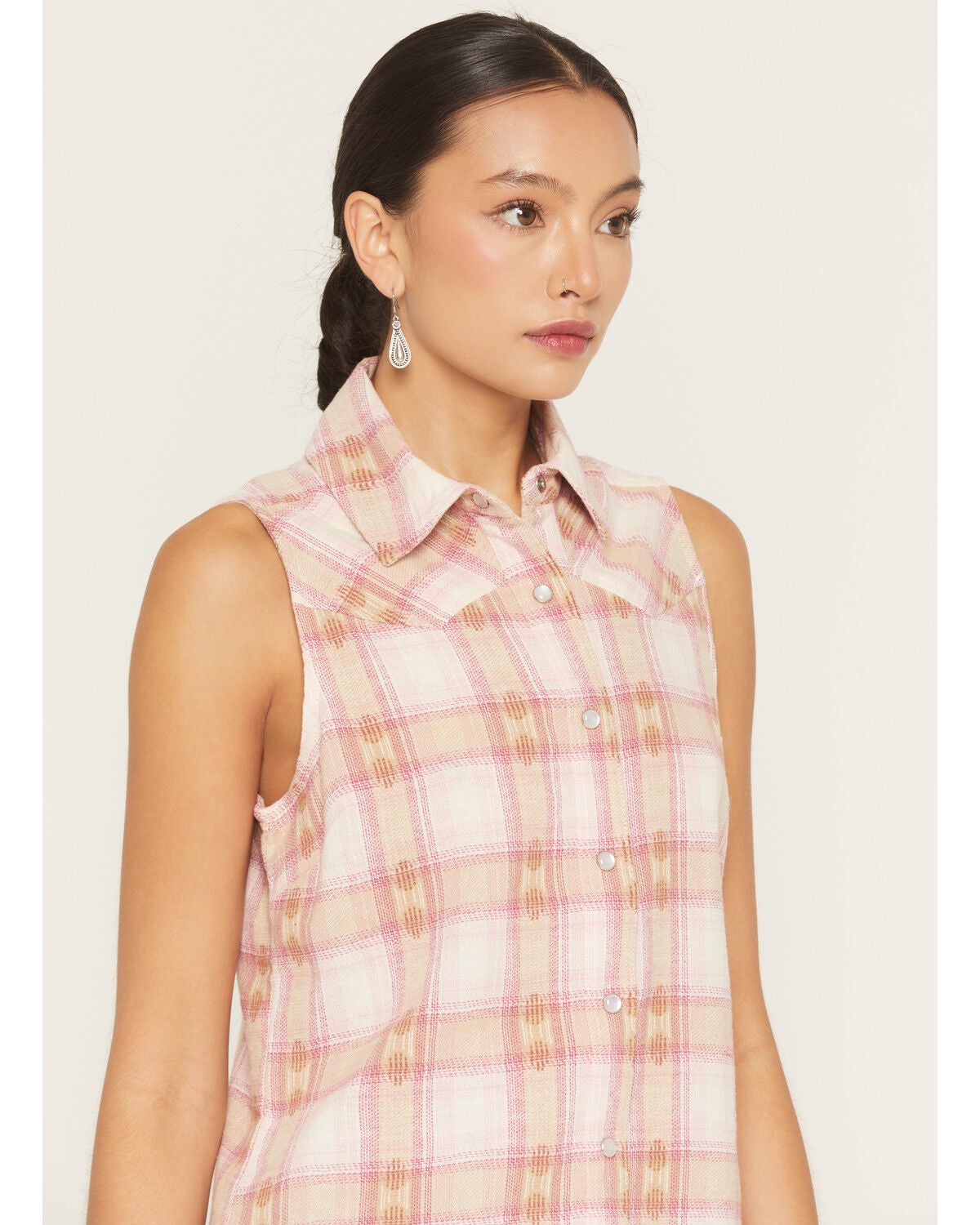 Image #3 - Idyllwind Women's Clementine Dobby Plaid Print Sleeveless Snap Western Shirt, Cream, hi-res