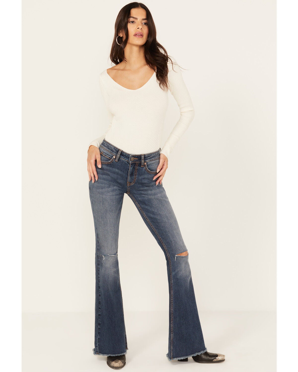 Shyanne Women's Sand Palm Medium Wash Mid Rise Stretch Flare Jeans, Medium Wash, hi-res