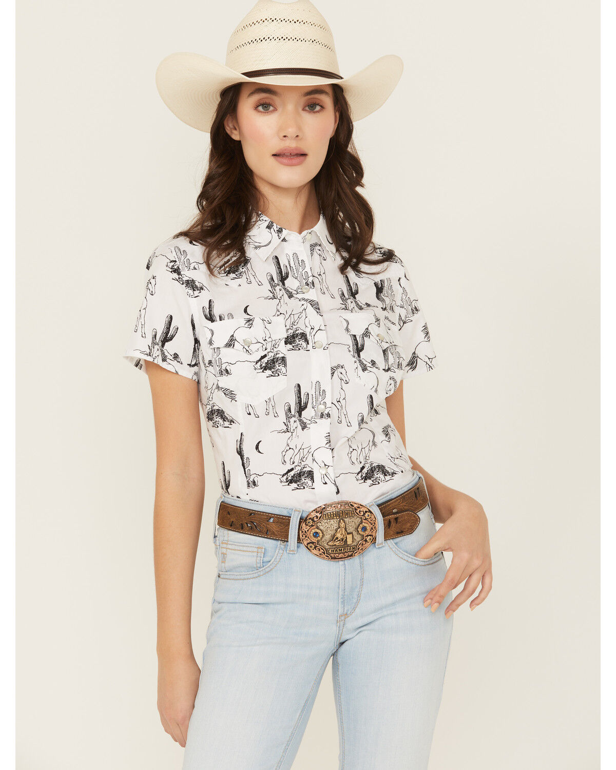 Image #1 - Wrangler Retro Women's Boot Barn Exclusive Horse Print Short Sleeve Snap Western Shirt, Black/white, hi-res