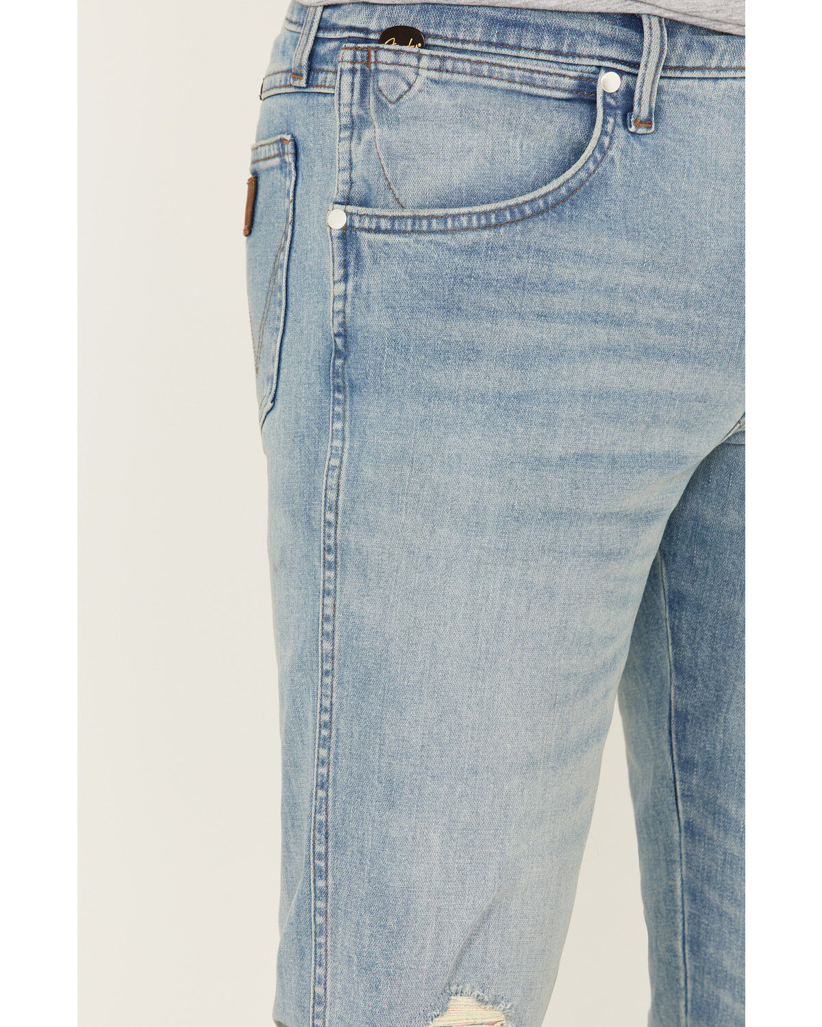 Image #2 - Wrangler X Fender Men's Greensboro Cowboy Rockstar Relic Distressed Regular Straight Jeans, Indigo, hi-res