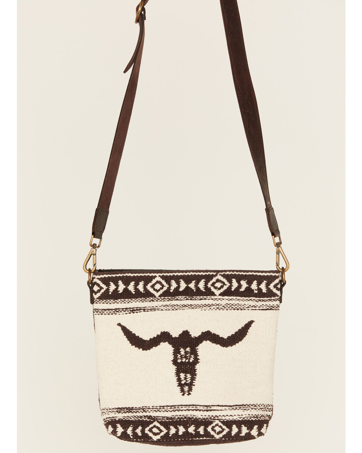 Image #2 - Idyllwind Women's Madrona Longhorn Woven Concealed Carry Crossbody Bag, Ivory, hi-res