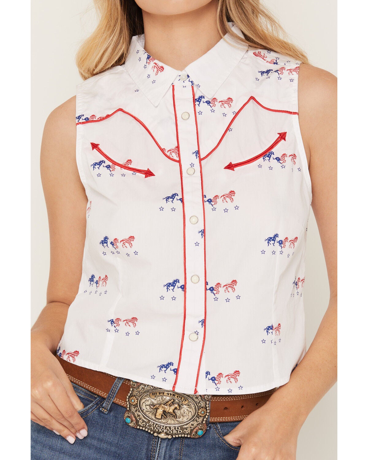 Image #3 - Wrangler Retro Women's Americana Horse Print Sleeveless Cropped Snap Western Shirt, White, hi-res
