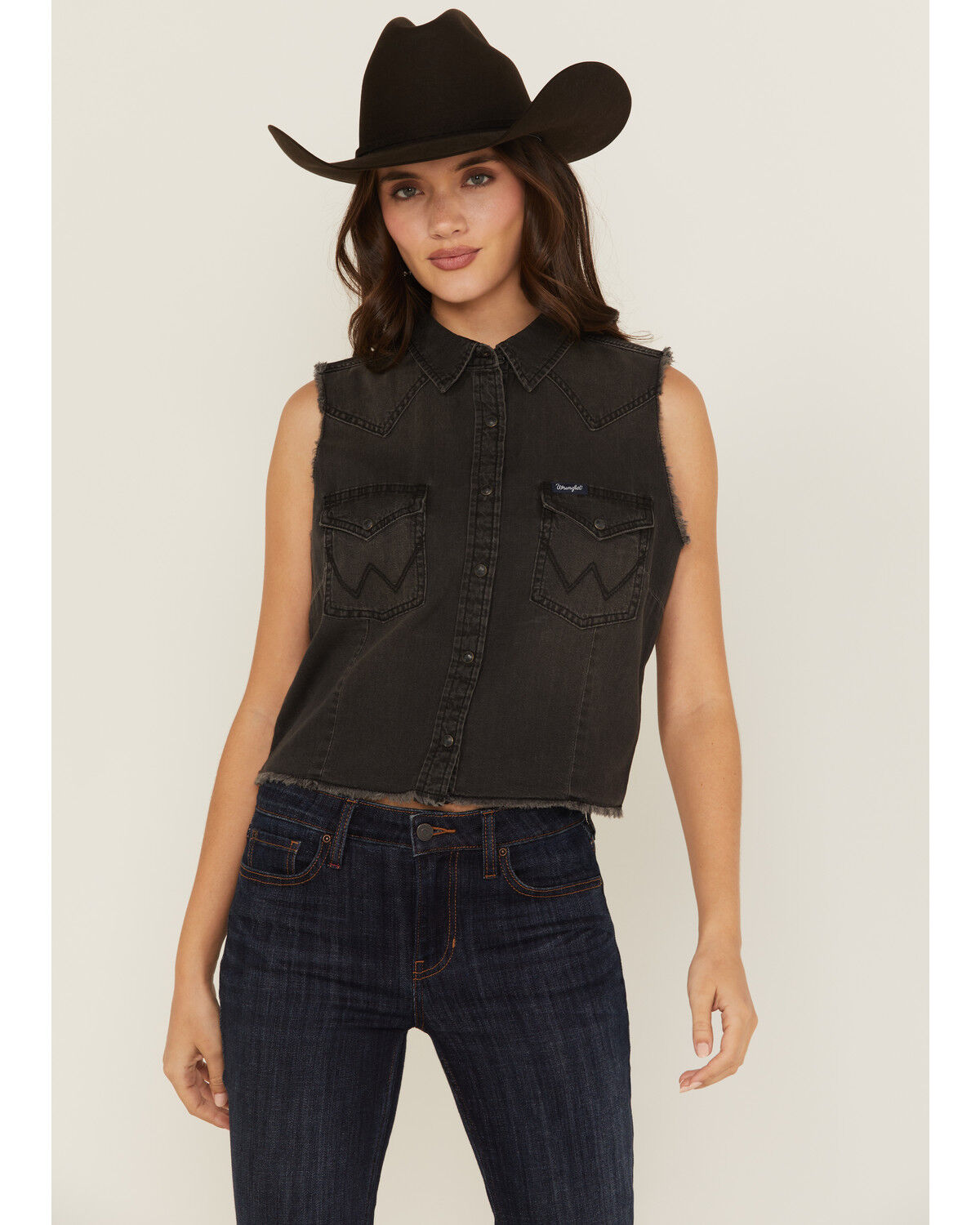 Image #1 - Wrangler Retro Women's Distressed Sleeveless Snap Cropped Western Shirt, Black, hi-res