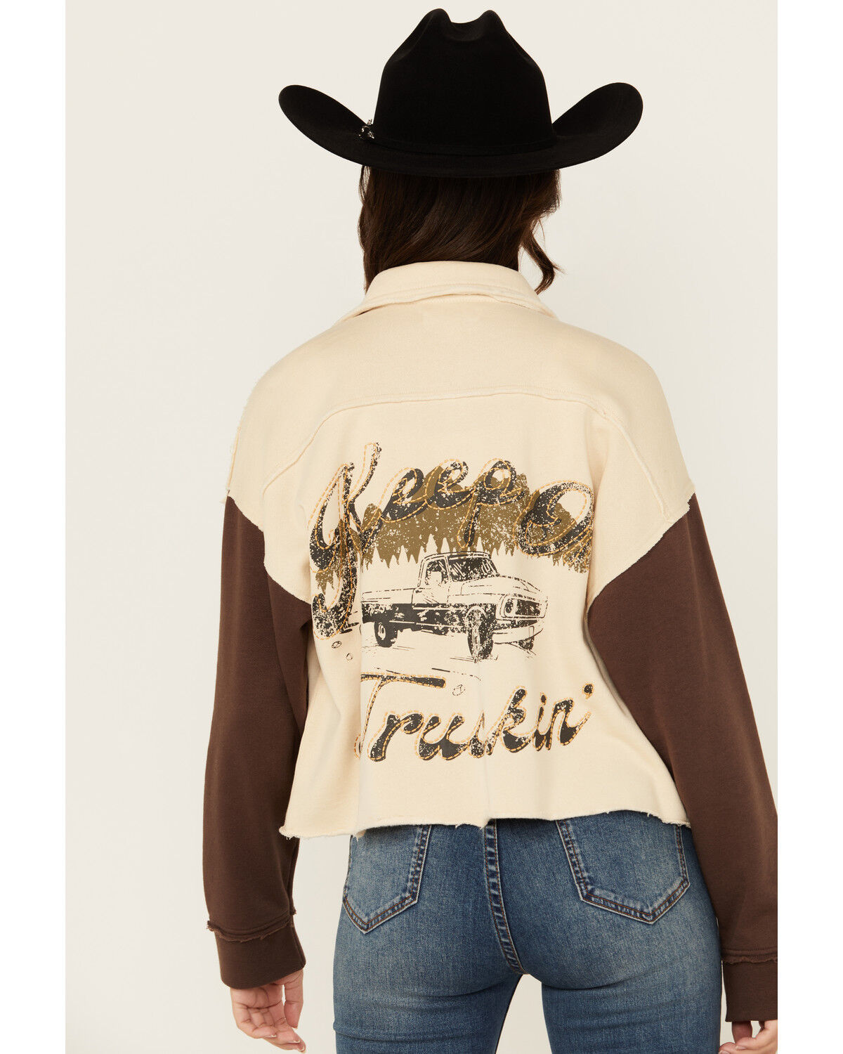 Image #1 - Cleo + Wolf Women's Color Block Graphic Print Snap Cropped Shacket, Oatmeal, hi-res