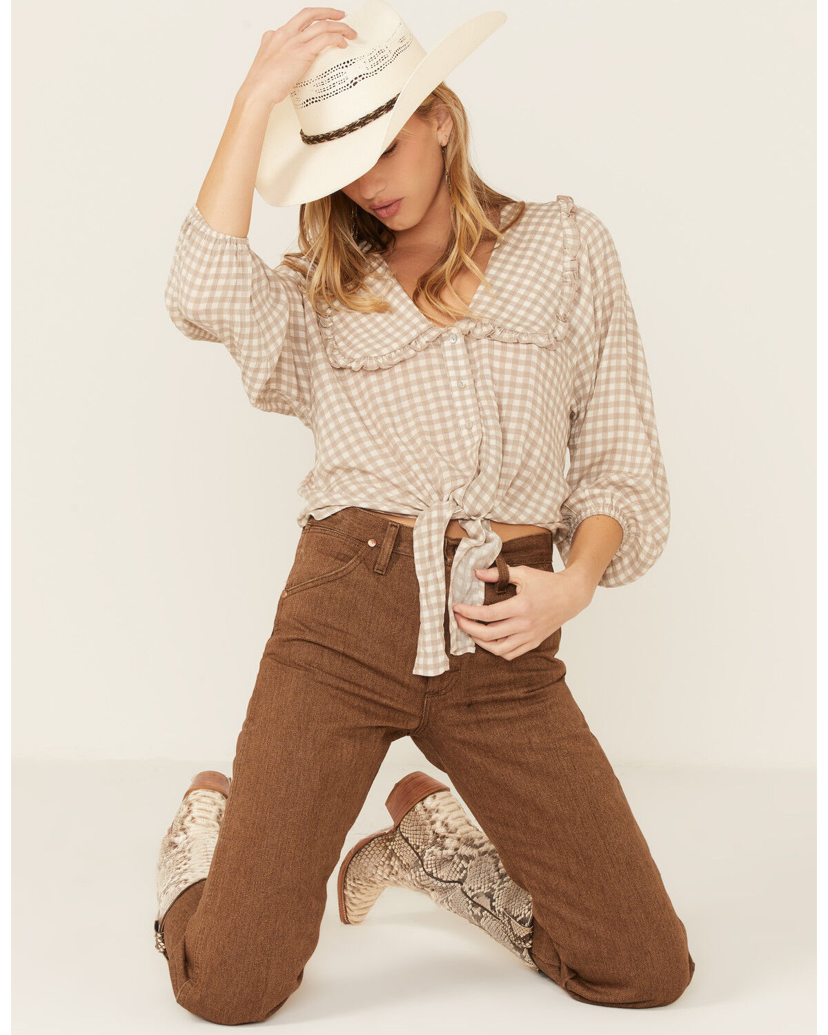 Image #1 - Wild Moss Women's Gray Gingham Large Collar Button Down Shirt, Grey, hi-res