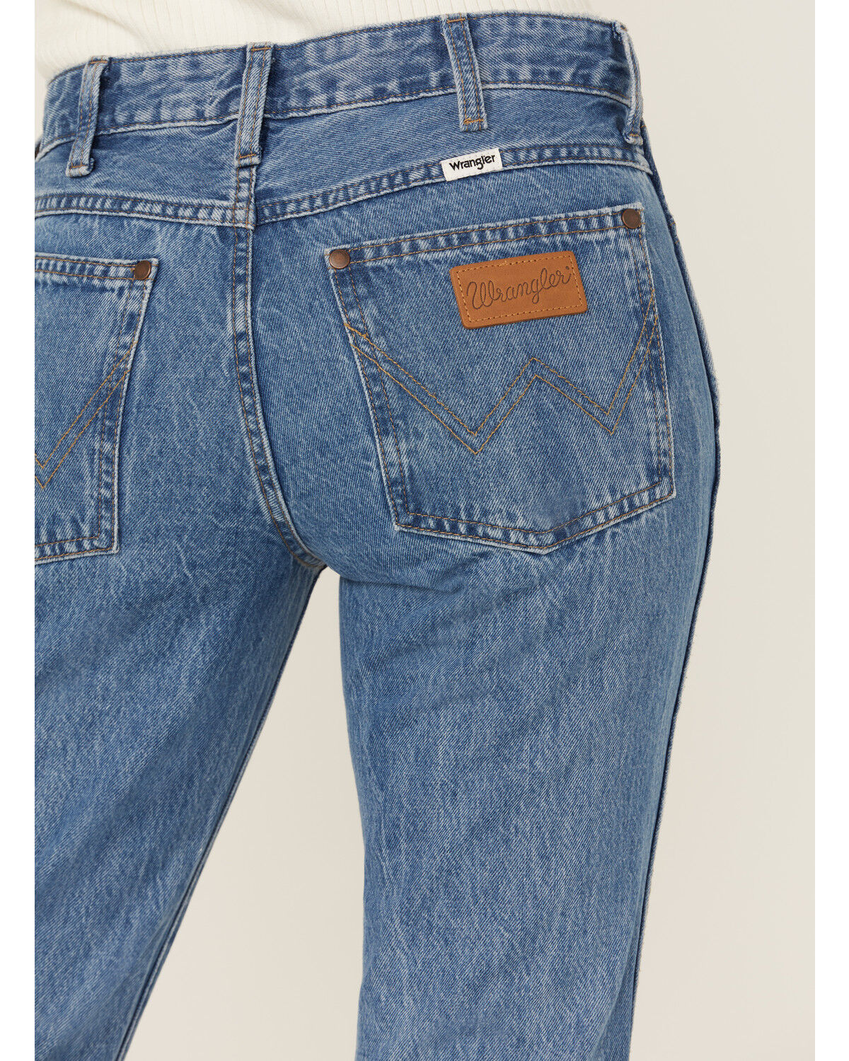 Image #4 - Wrangler Women's Westward Light Wash Dip Dye Mid Rise Bootcut Denim Jeans, Light Wash, hi-res