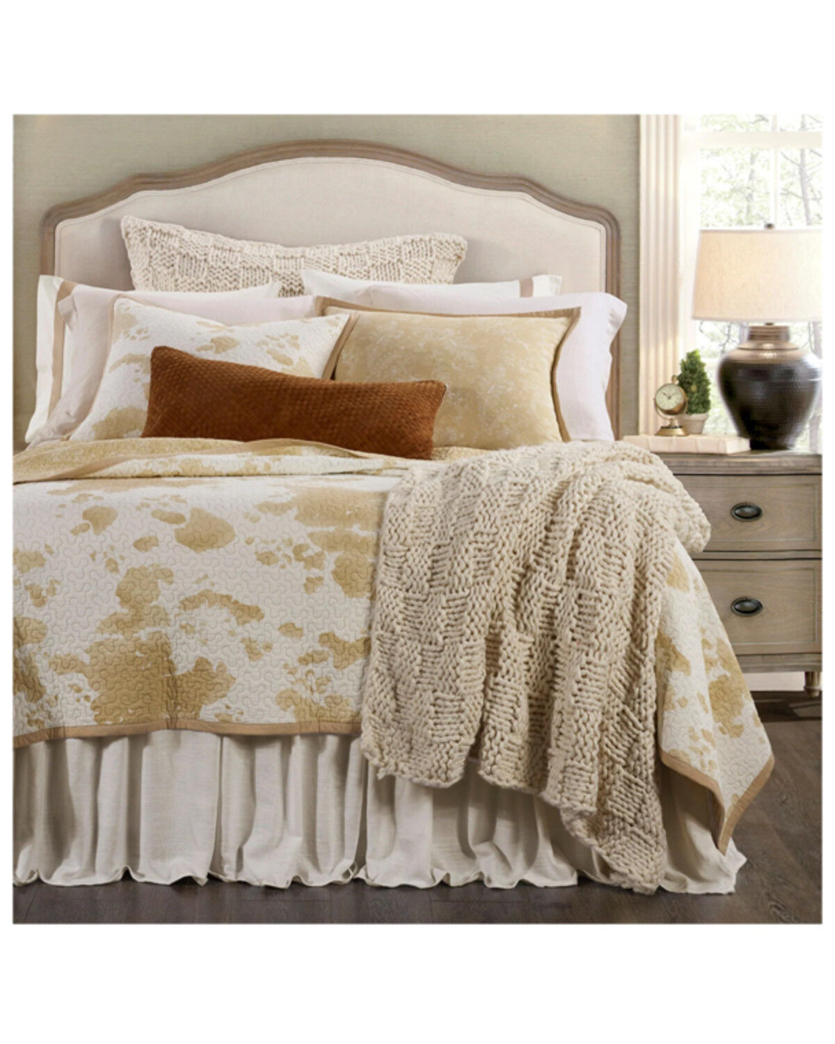 Image #1 - HiEnd Accents Elsa Light Tan Cowhide Reversible 3-Piece Full/Queen Quilt Set, Tan, hi-res