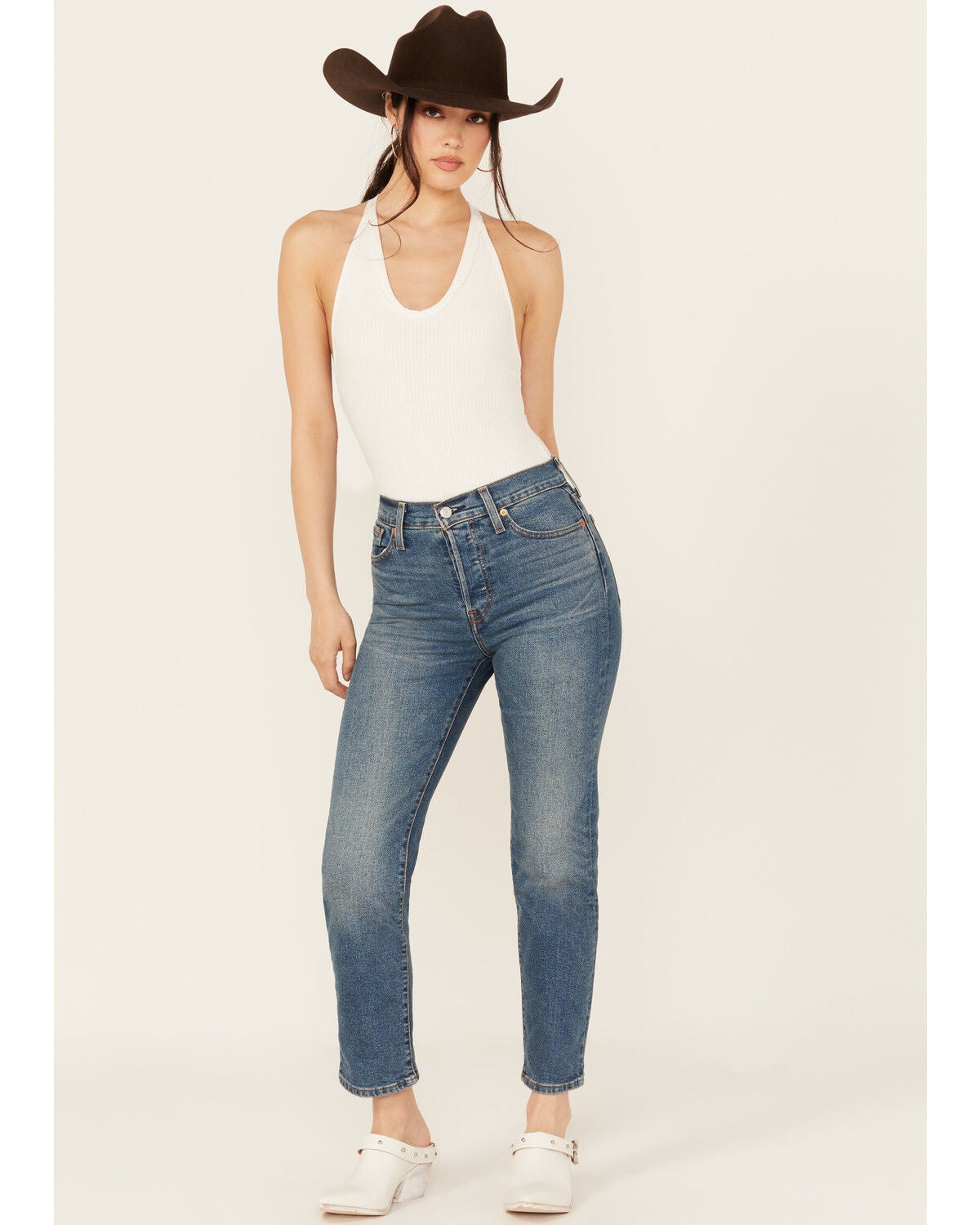 Levi's Women's Maximum Effort Medium Wash High Rise Wedgie Straight Stretch Denim Jeans, Medium Wash, hi-res