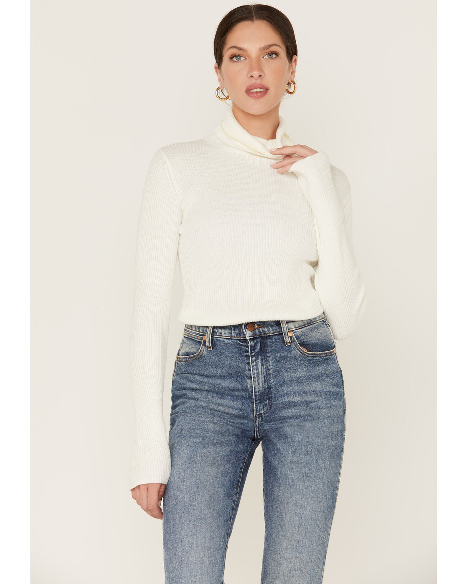 Cleo Wolf Women s Ribbed Turtleneck Sweater Country Outfitter