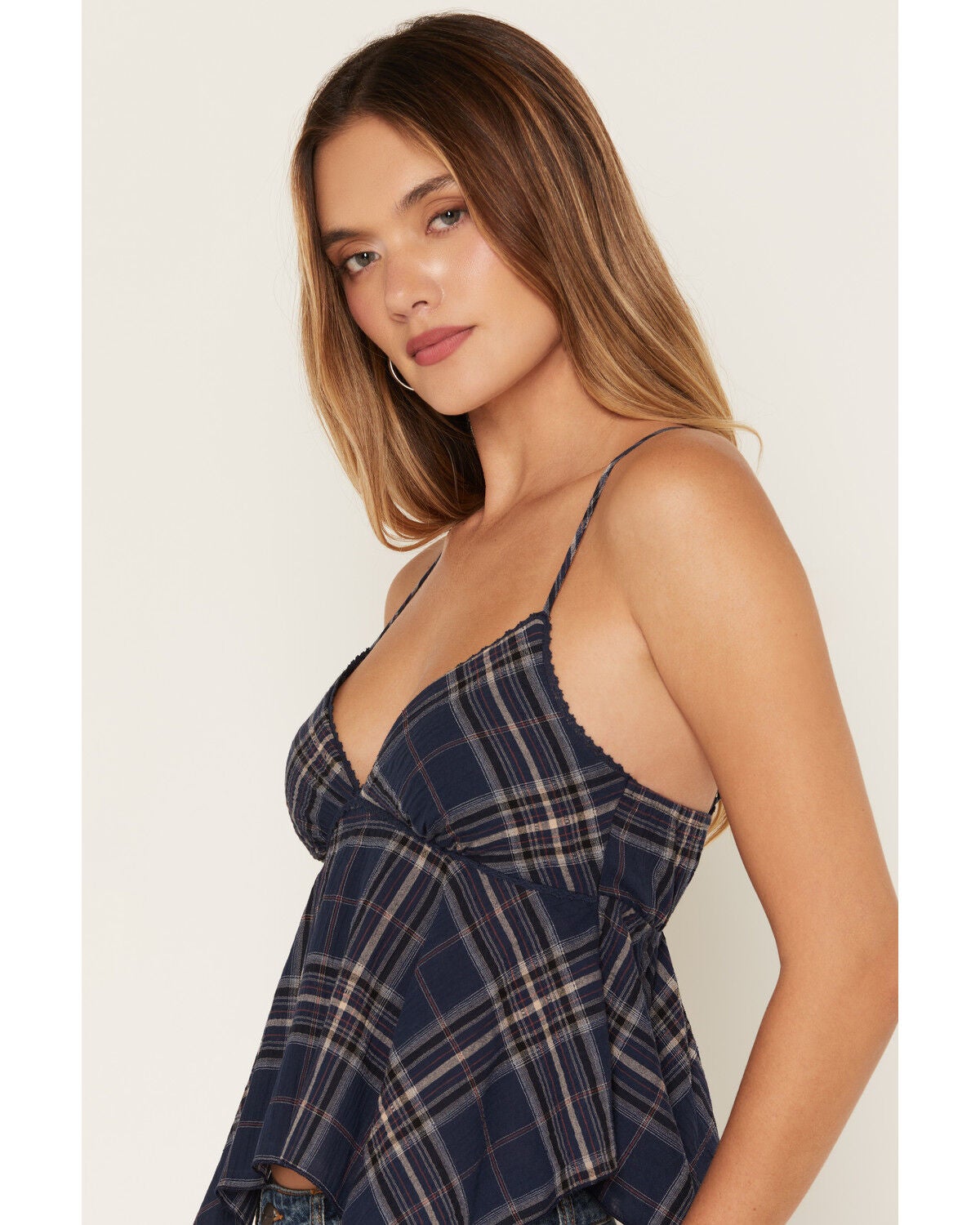 Image #2 - Cleo + Wolf Women's Plaid Print Hanky Hem Sleeveless Cami, Navy, hi-res