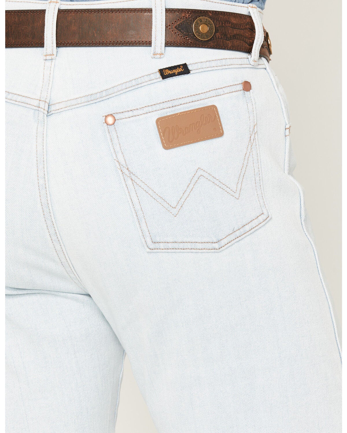 Image #4 - Wrangler Men's 13MWZ Toughlite Light Wash Cowboy Cut Straight Stretch Denim Jeans, Light Wash, hi-res