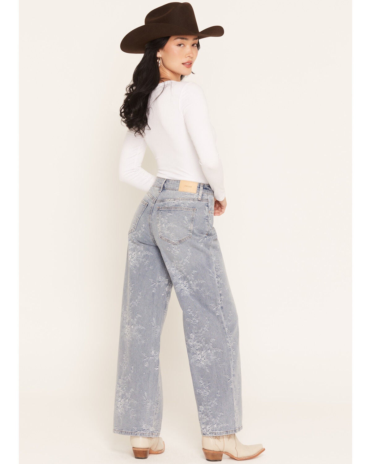 Image #4 - Cello Women's Light Wash High Rise Jacquard Rhinestone Embellished Wide Leg Stretch Denim Jeans, Light Wash, hi-res