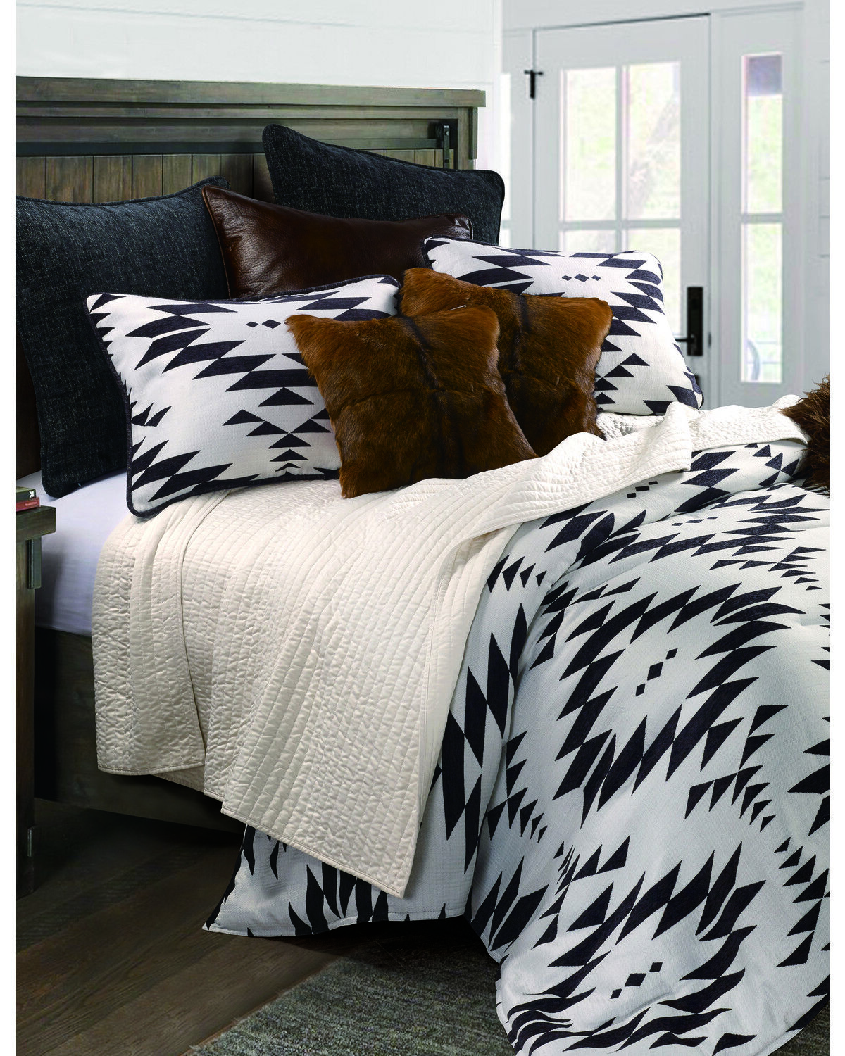 Image #1 - HiEnd Accents Amelia Comforter Set - 3 Piece, Black, hi-res