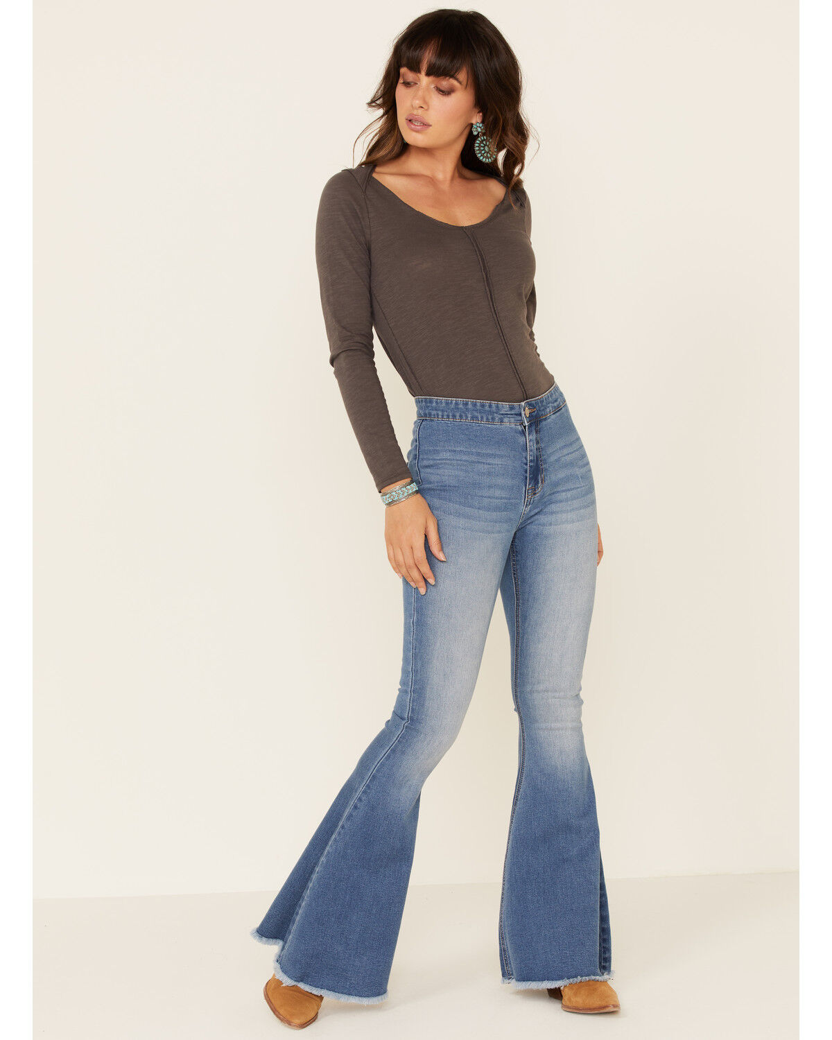 Bell bottom jeans country clearance