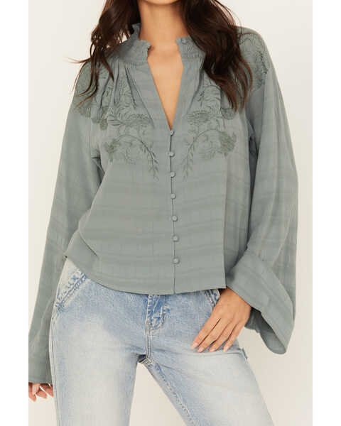 Image #3 - Cleo + Wolf Women's Cropped Button-Down Blouse , Steel Blue, hi-res