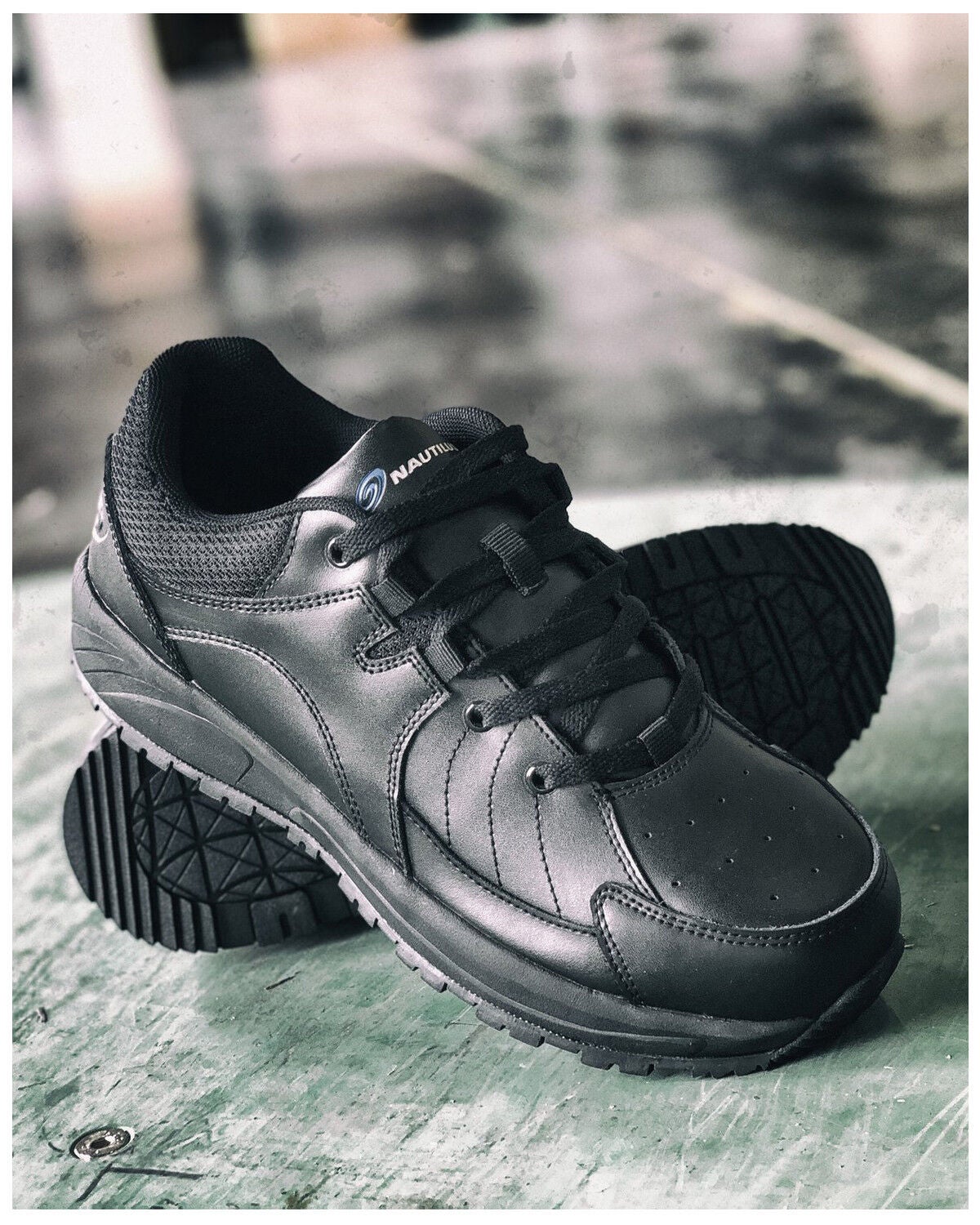 Image #3 - Nautilus Men's Skidbuster Pull On Work Shoes - Soft Toe, , hi-res
