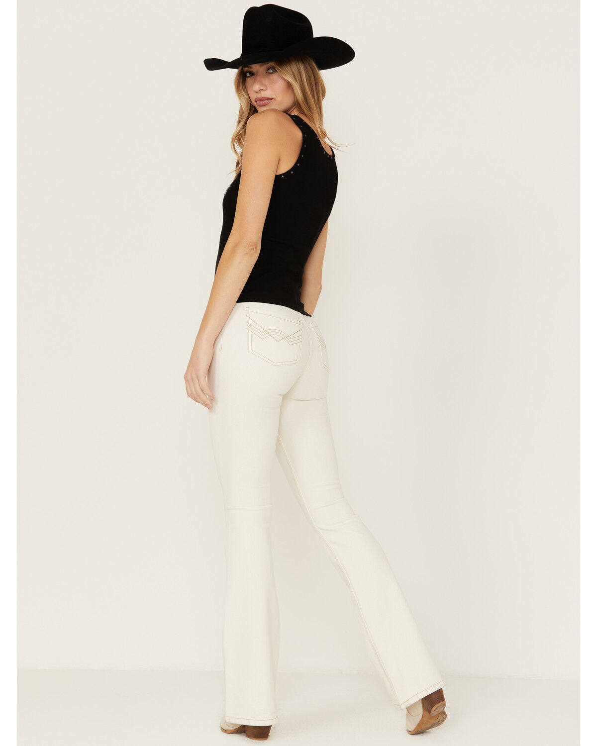 Image #3 - Idyllwind Women's Rebel Natural Wash Signature Back Pocket Mid Rise Flare Jeans, Natural, hi-res