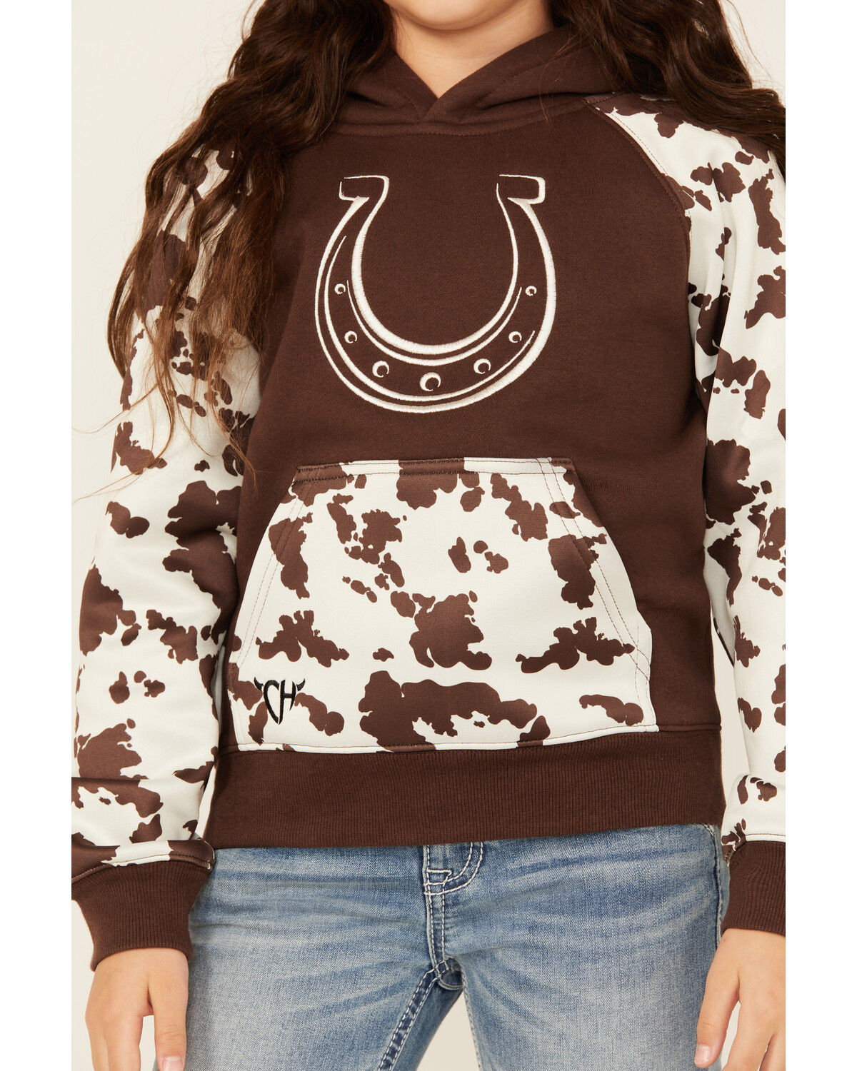 Image #3 - Cowgirl Hardware Girls' Horseshoe Raglan Fleece Hoodie, Chocolate, hi-res