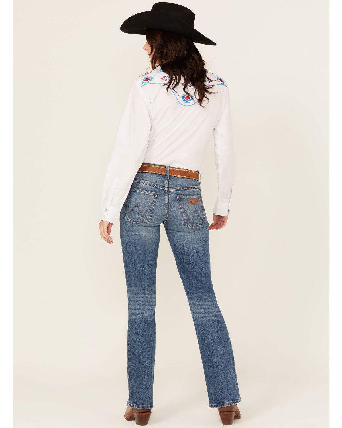 Image #3 - Wrangler Women's Jade Medium Wash Mid Rise Ultimate Riding Relaxed Bootcut Stretch Denim Jeans, Medium Wash, hi-res