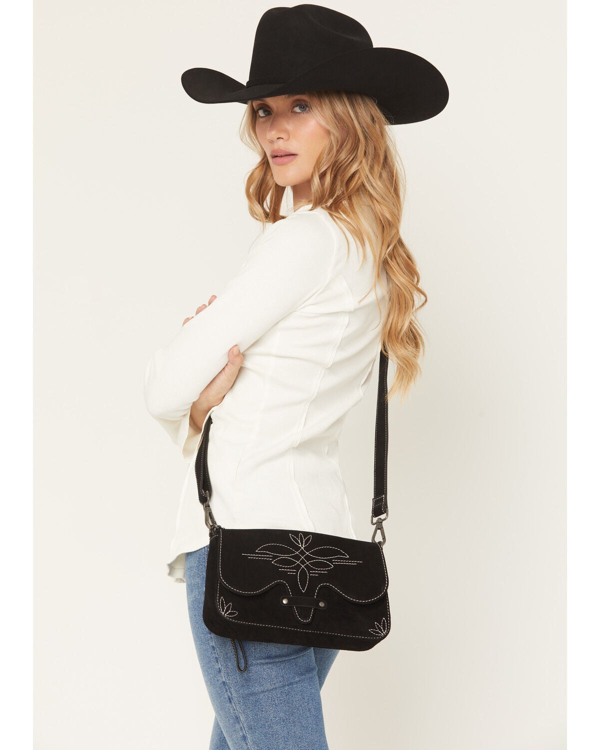 Idyllwind Women's Louanne Suede Western Crossbody Bag, Black, hi-res