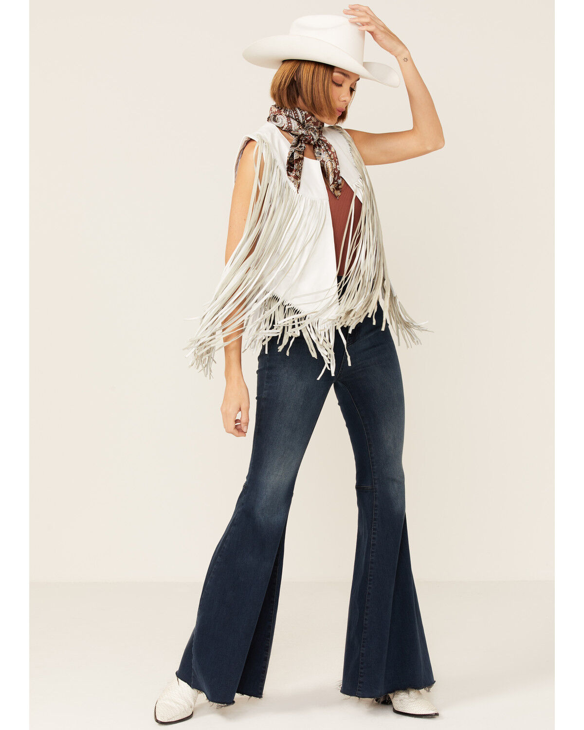 Image #4 - Circle S Women's White Fringe Vest, , hi-res