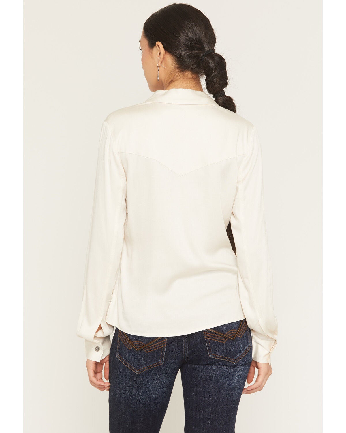 Image #4 - Idyllwind Women's Fairlawn Sateen Studded Long Sleeve Button-Down Western Shirt, Cream, hi-res