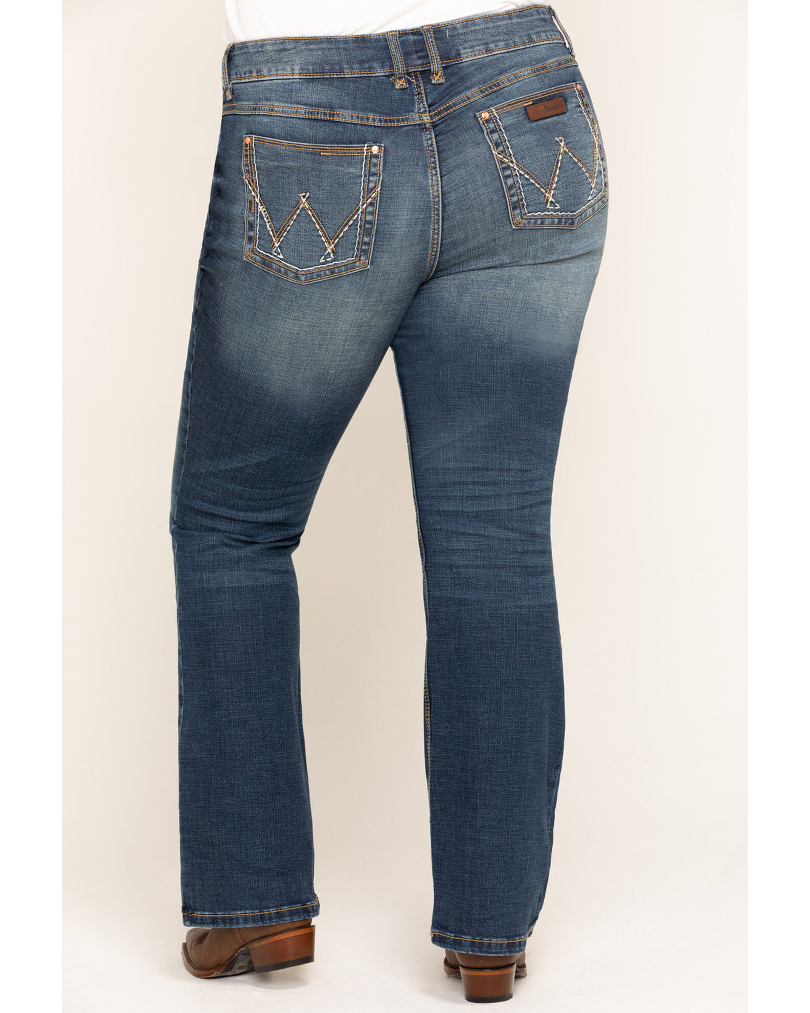 Wrangler Retro Women's Mae Jeans Plus - Country Outfitter