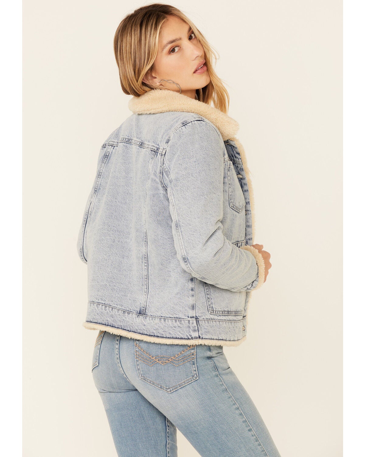 Image #2 - Idyllwind Women's Pony Up Light Wash Reversible Denim Sherpa Jacket , , hi-res