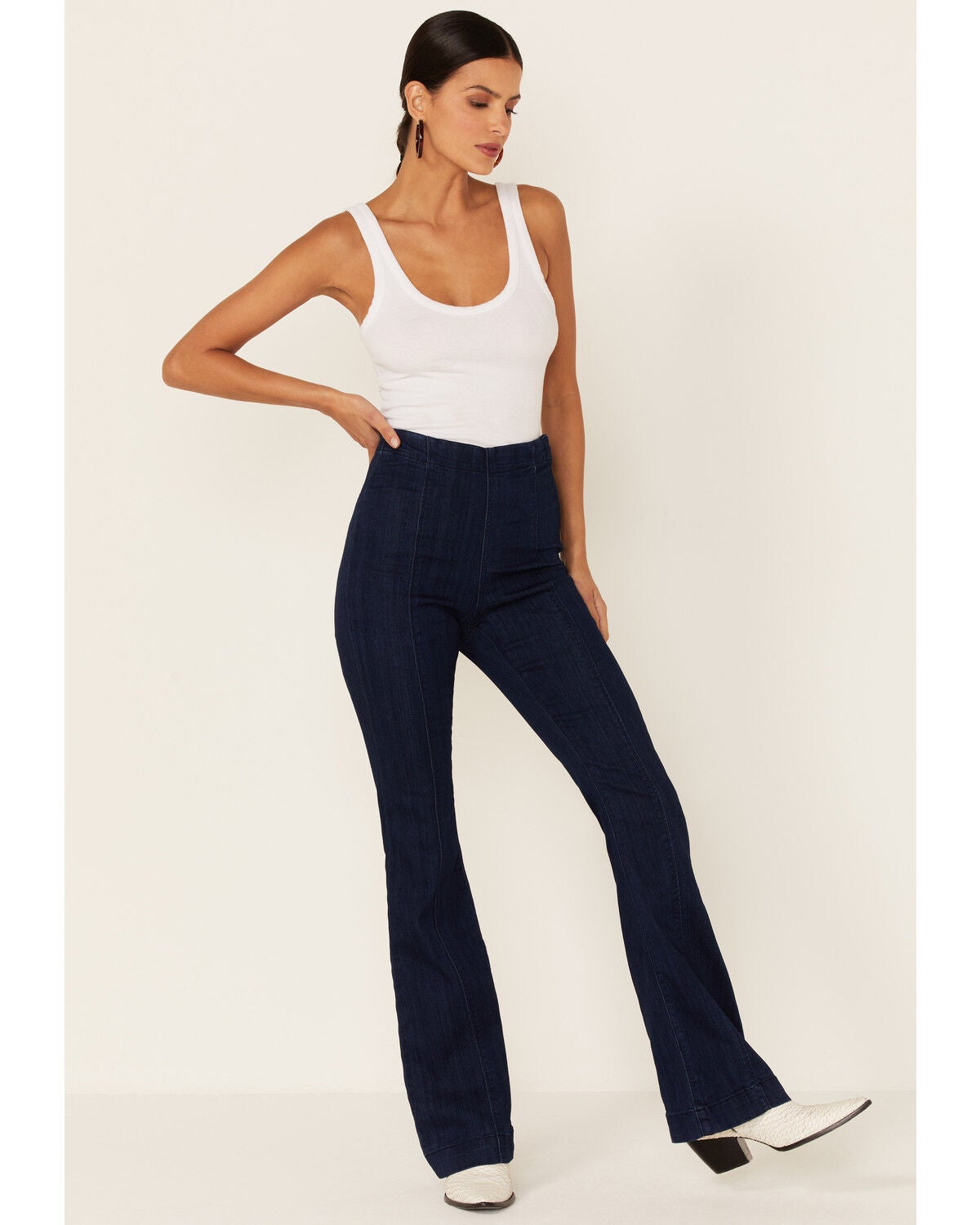 Dark Wash High-Rise Flared Jeans 