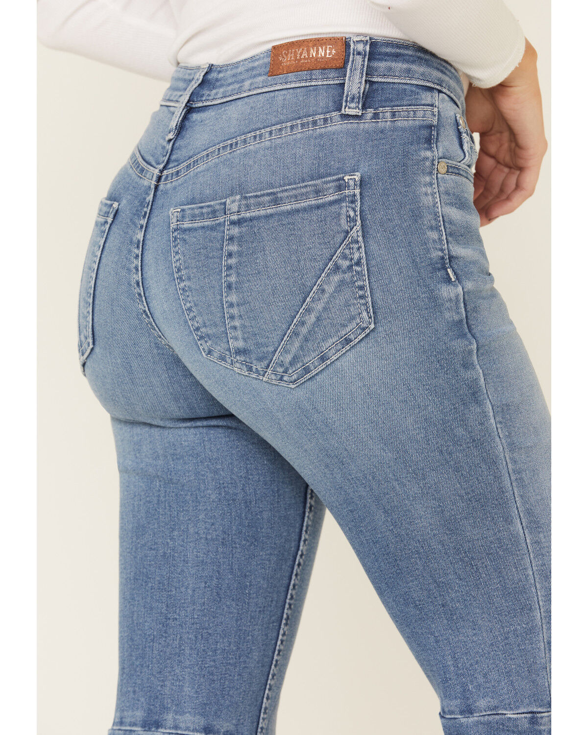 Image #4 - Shyanne Women's Midrise Super Flare Jeans, , hi-res